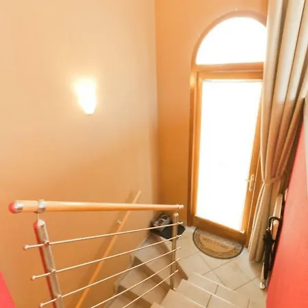 Centre Apartment *